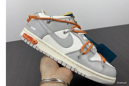 Lot O-W Low DM1602-104 Dunk Nike 44 0901
